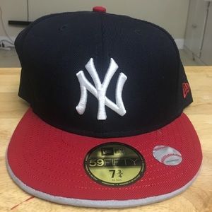 New York Yankees fitted cap